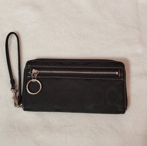 Coach Signature Double Zip Wallet Wristlet Strap